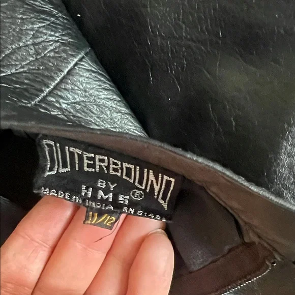 Black Leather Pencil Skirt - Women's Classic - Picture 6 of 6